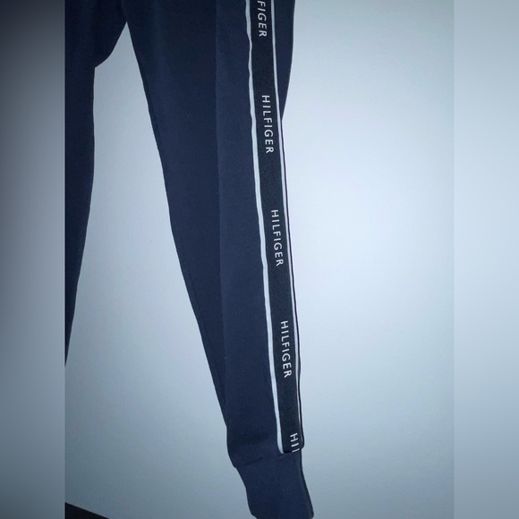 Tommy Hilfiger Sweatpants - Picture 3 of 9